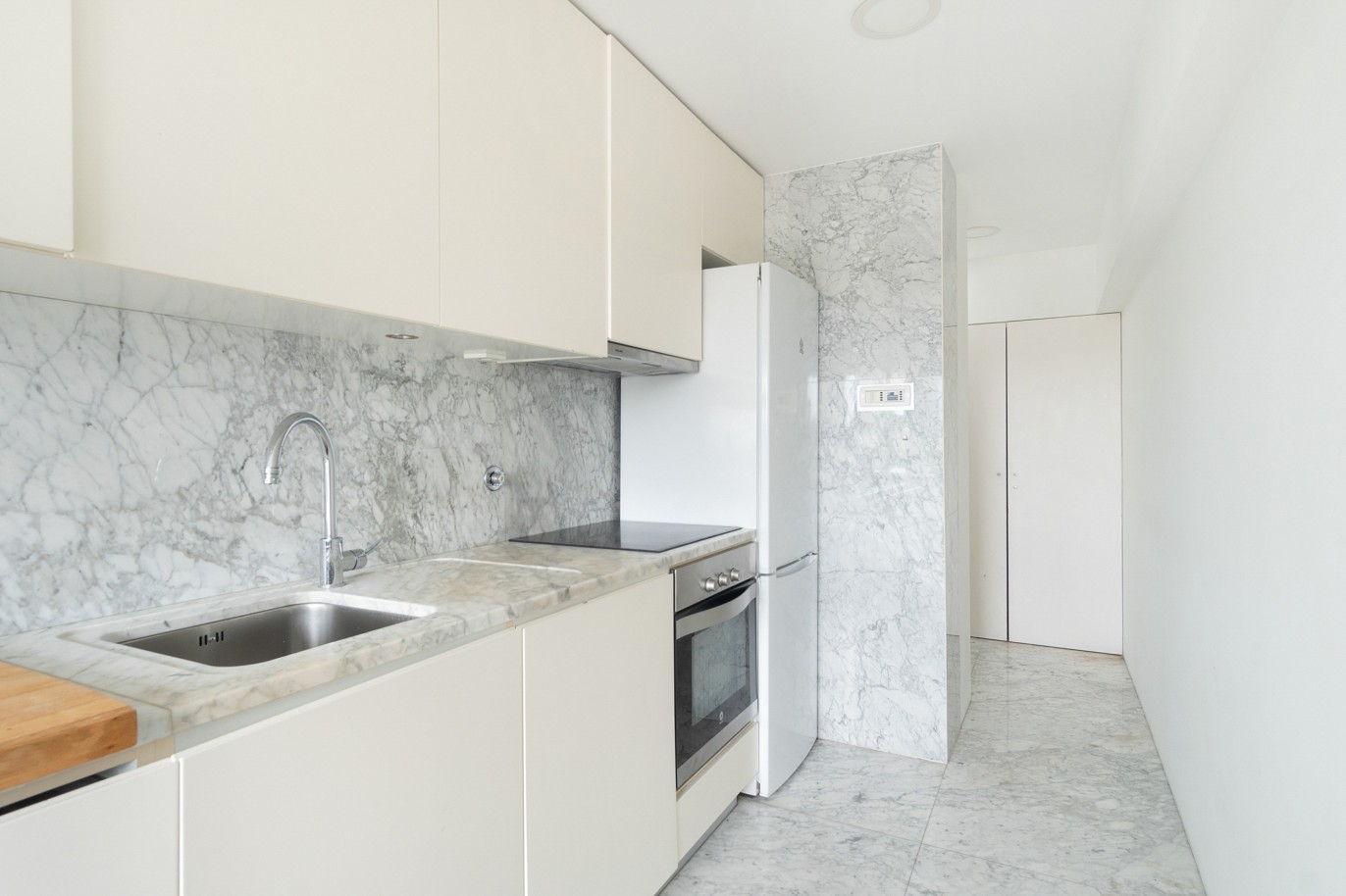 Penthouse, to rent, in Lordelo do Ouro, Porto, Portugal_222419