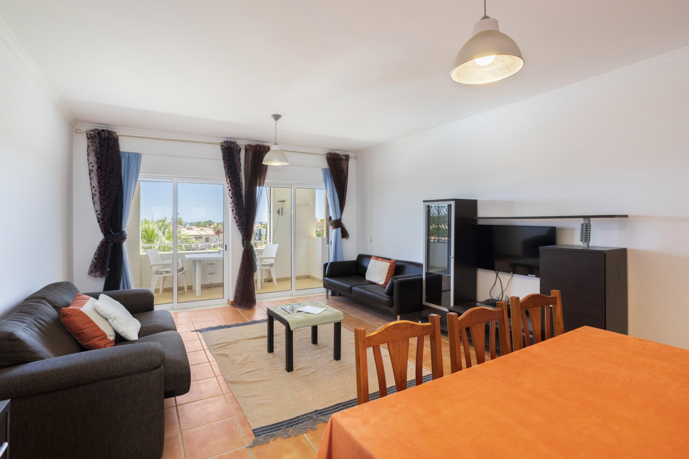 Appartement de 3 chambres à coucher dans un condominium fermé, à vendre à vilamoura, Algarve_224426