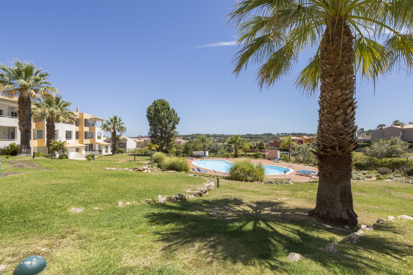 Appartement de 3 chambres à coucher dans un condominium fermé, à vendre à vilamoura, Algarve_224442