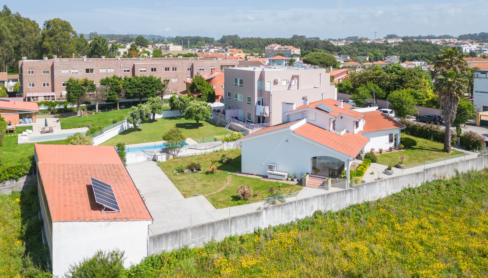 Villa mit Garten, zu verkaufen, in Francelos, V. N. Gaia, Portugal_225136