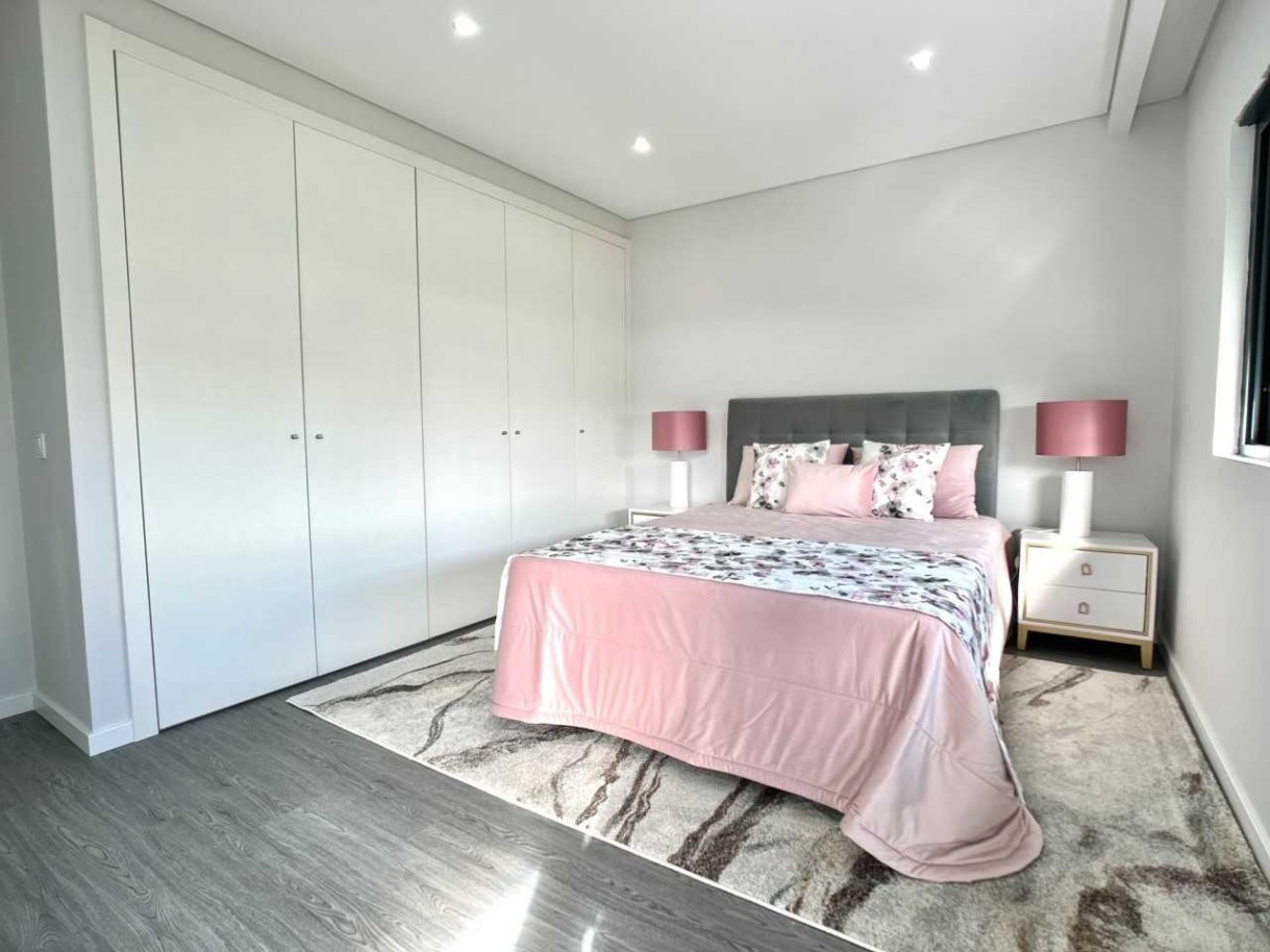 Pisos 1 a 4 dormitorios en nueva urbanización, en venta en Olhão, Algarve _225536