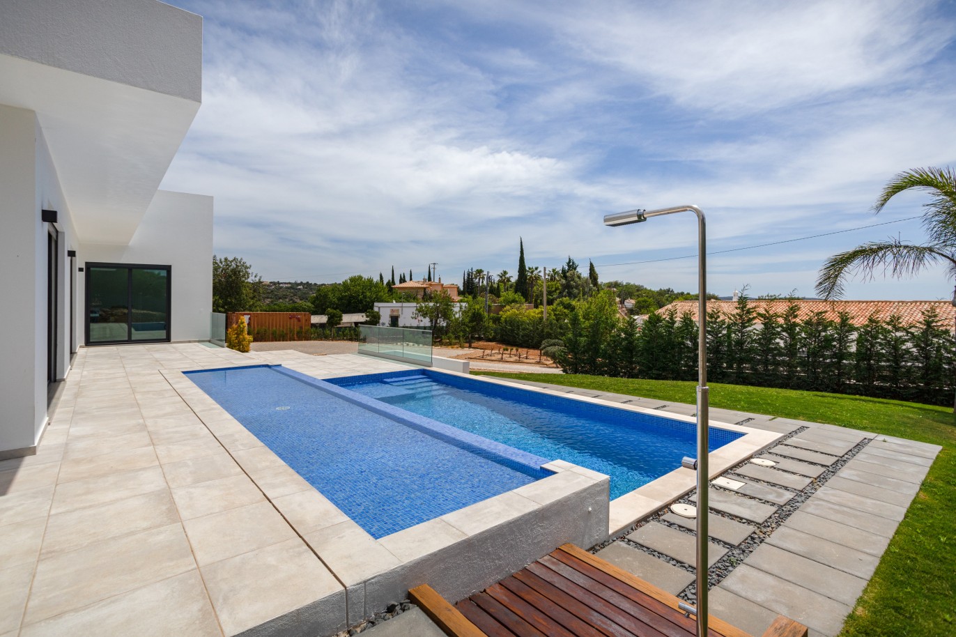 Villa 4+1 chambres avec piscine et vue sur la mer, à vendre à Loulé, Algarve_225772