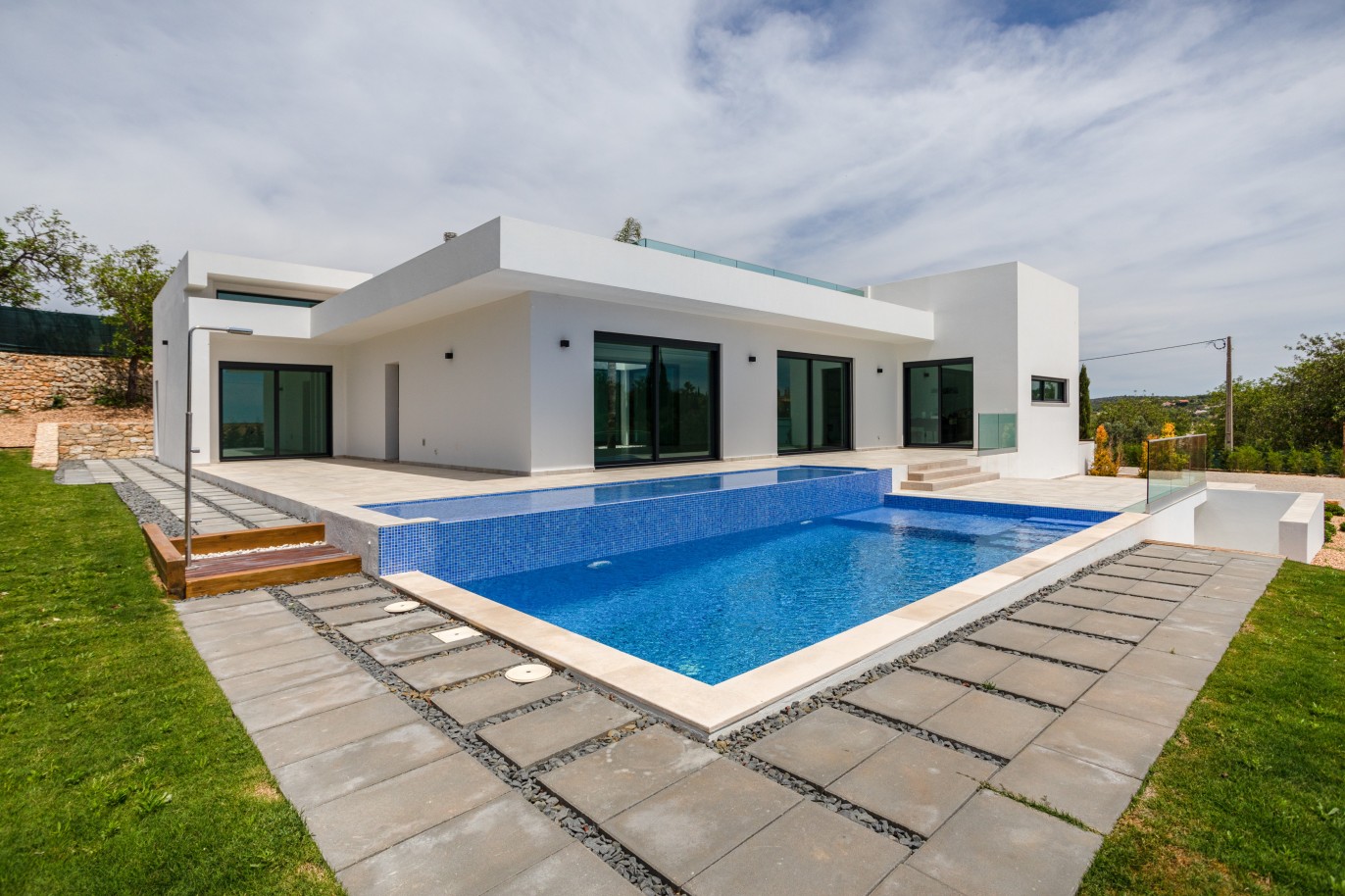 Villa 4+1 chambres avec piscine et vue sur la mer, à vendre à Loulé, Algarve_225774