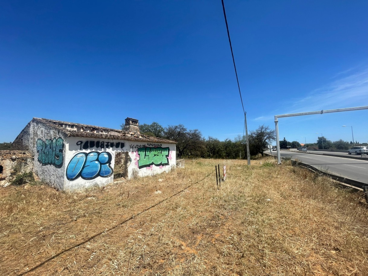 Terreno urbano com ruina, para venda em Almancil, Algarve_225811