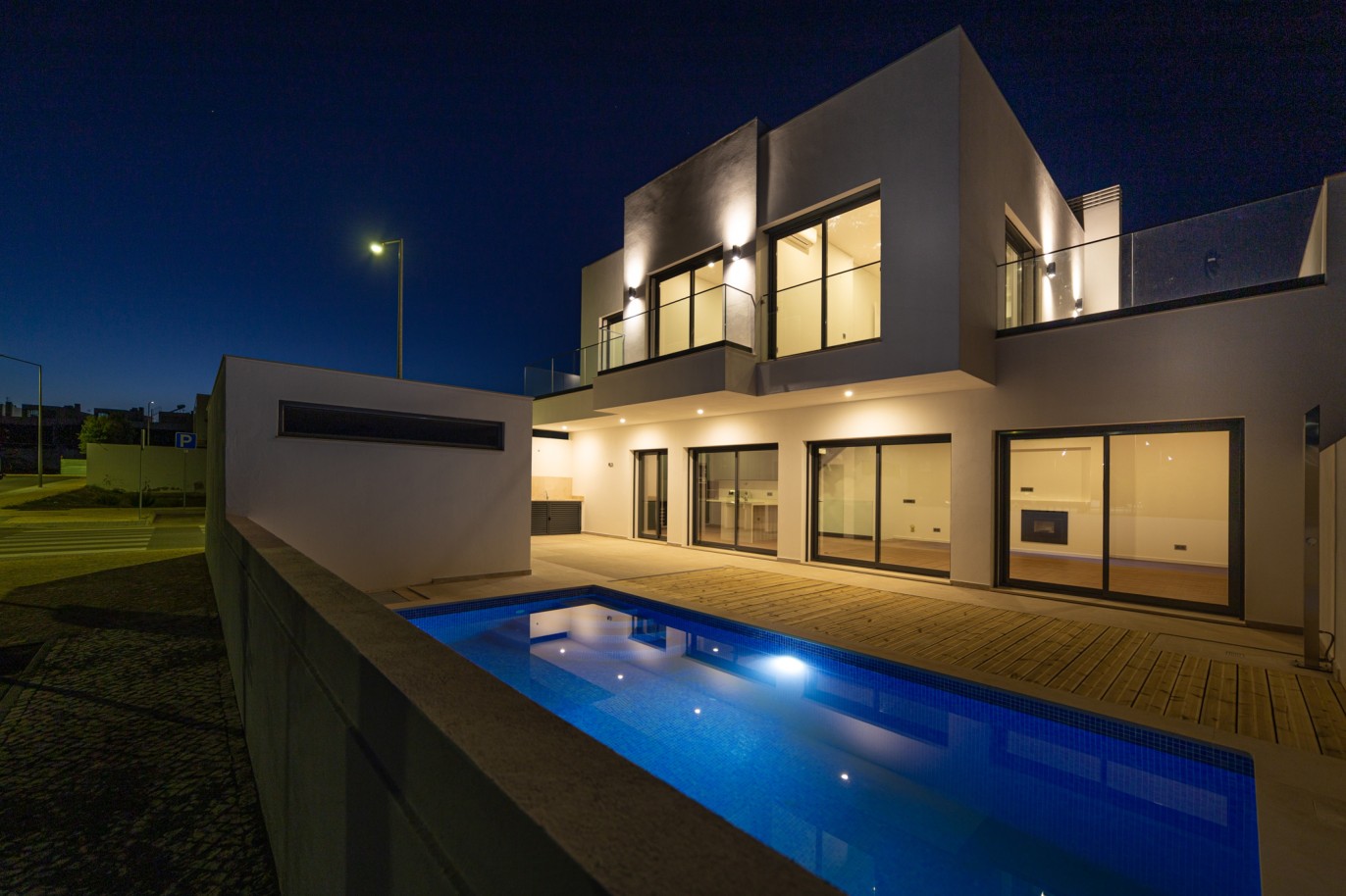 Villa de 3 dormitorios con piscina y vistas al mar, en venta en Tavira, Algarve_225845
