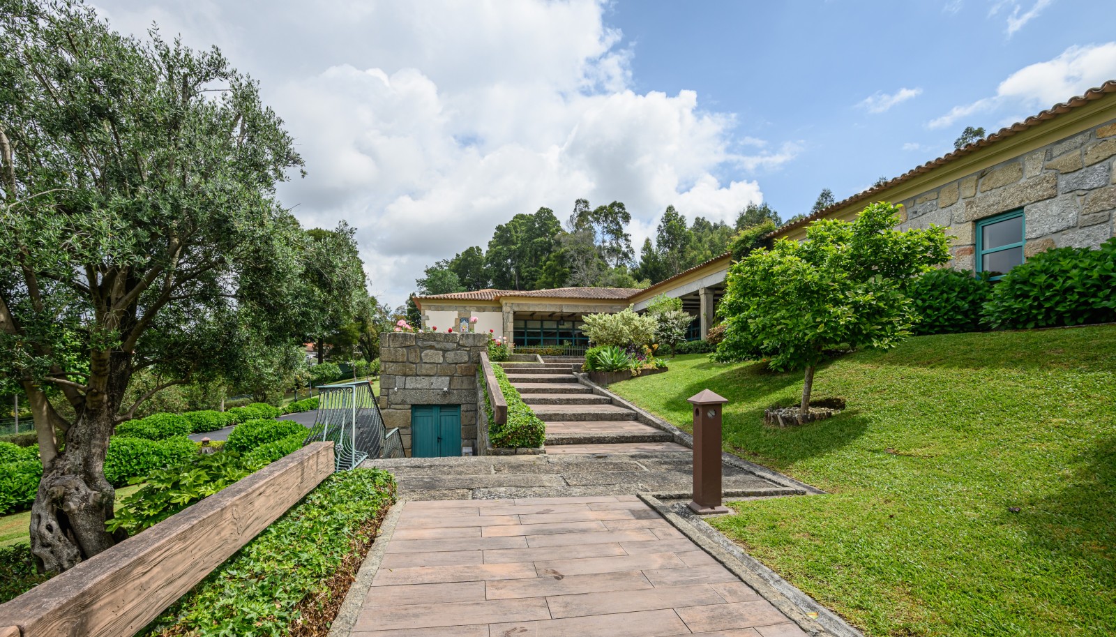 Luxuriöses Landhaus mit Garten, zu verkaufen, in Vila Nova Famalicão, Nordportugal_225947