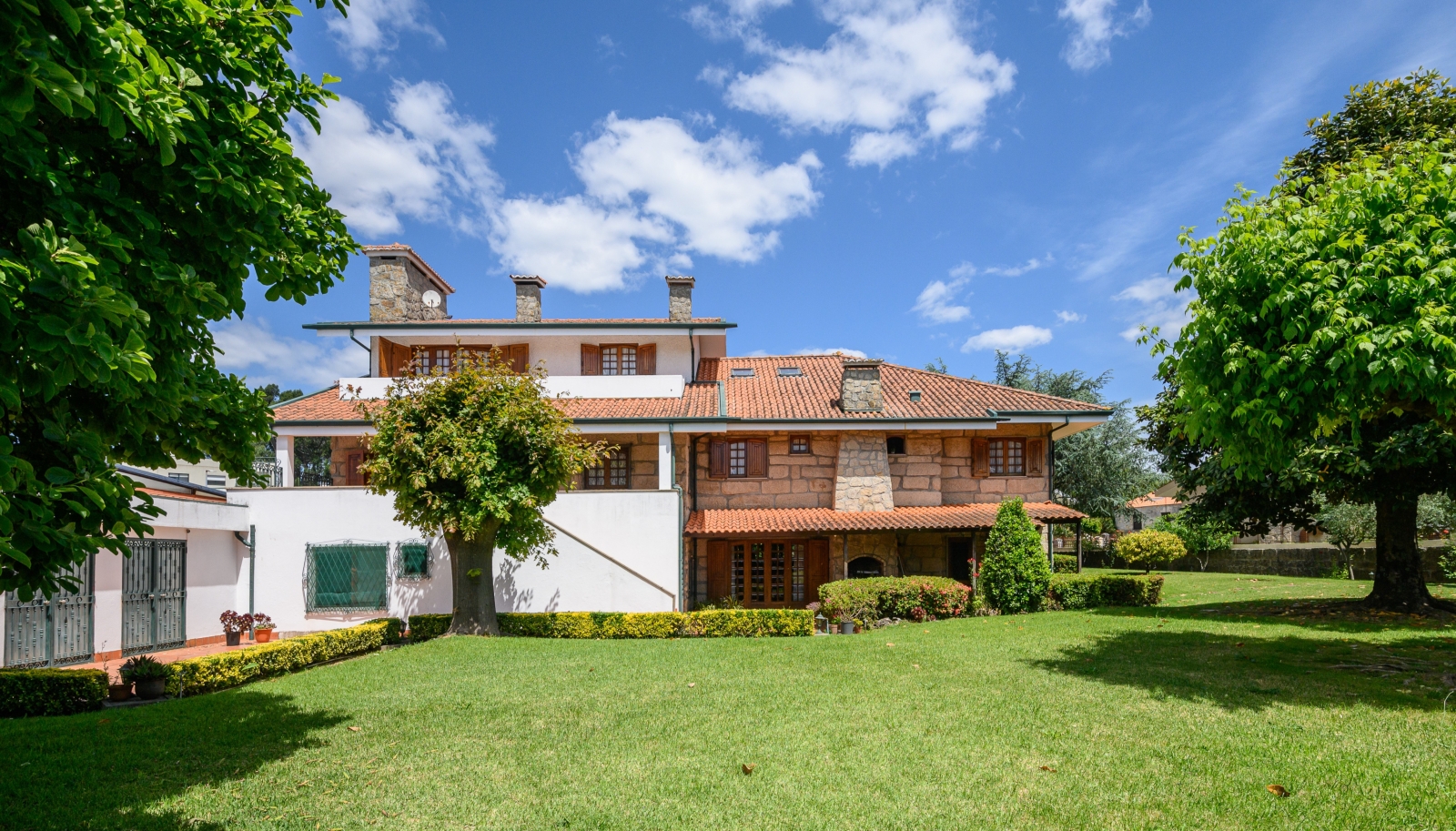 Villa avec jardin et piscine, à vendre, à Gondomar, Porto, Portugal_226093