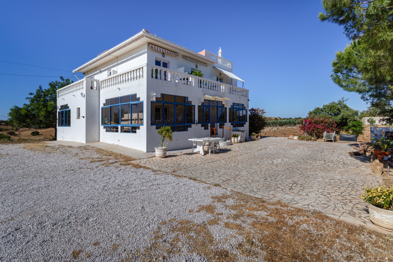 6 Bedroom Villa with pool for sale in Vila Nova de Cacela, Algarve_226511
