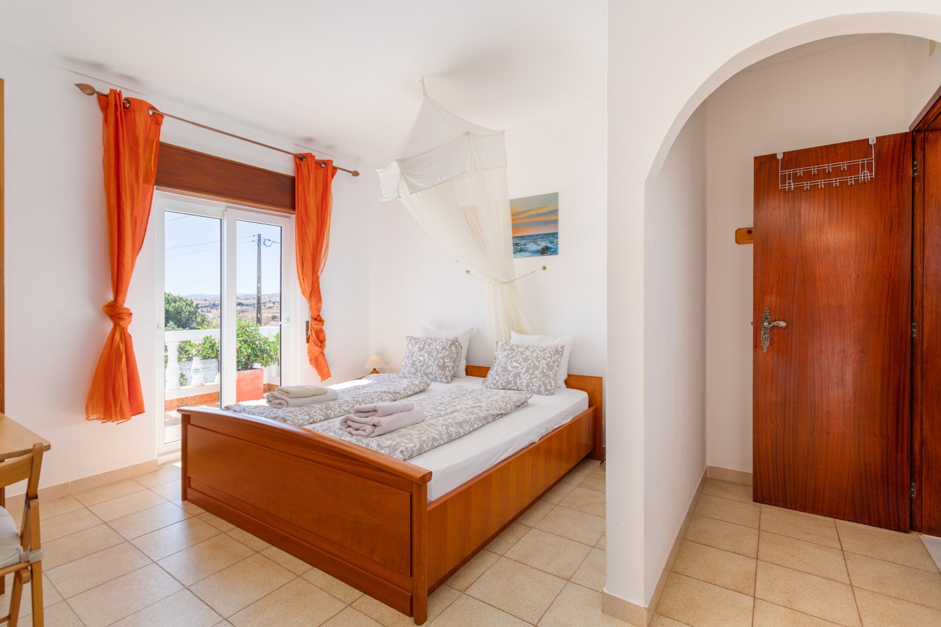 6 Dormitorio Villa con piscina en venta en Vila Nova de Cacela, Algarve_226520