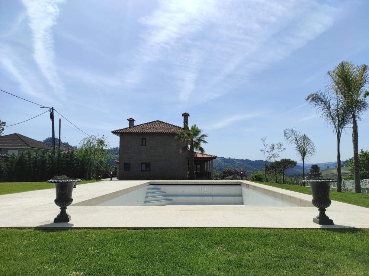 En venta: Casa de campo con piscina, en V. B. Bispo, Marco de Canaveses, Norte de Portugal_226557
