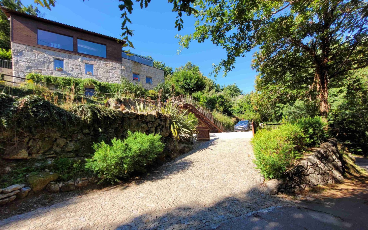 Casa de campo con jardines y vistas a la montaña, en venta, en Vieira do Minho, Norte de Portugal_226834