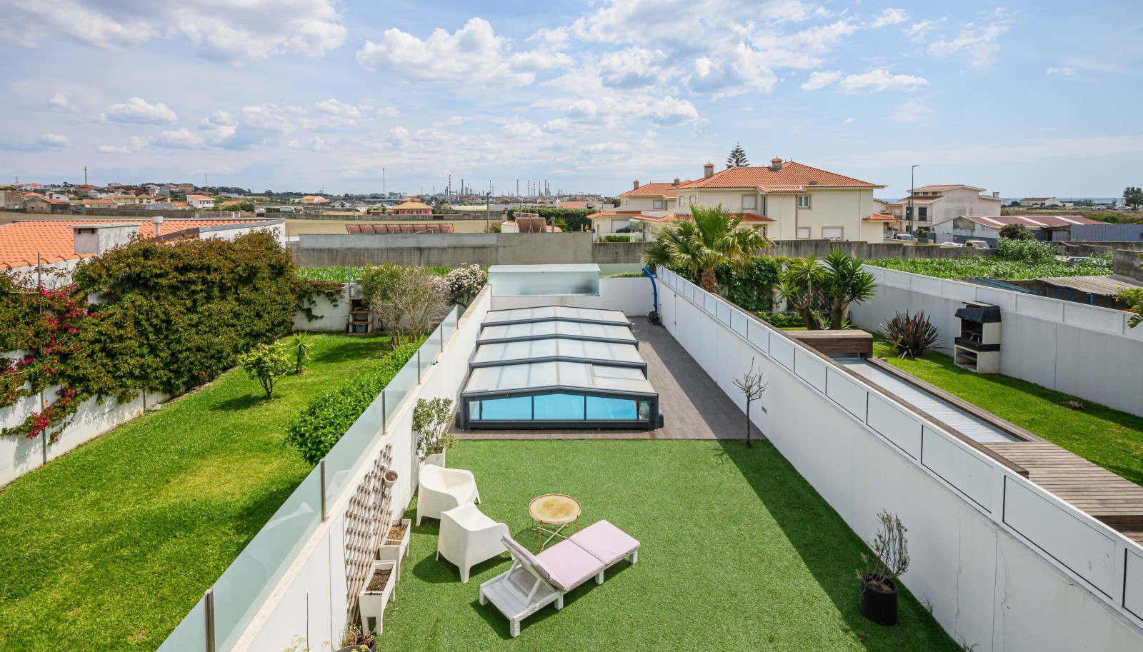 Vente : Villa avec piscine et jardin, en 2ème ligne de mer, à Lavra, Matosinhos, Portugal_227046