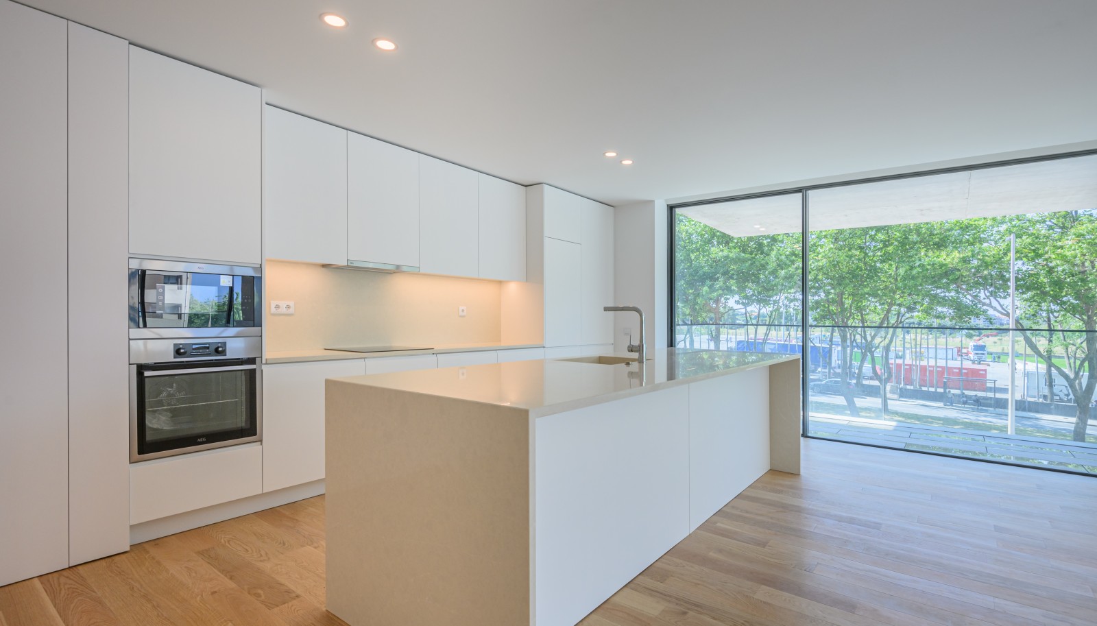 Apartamento novo T3 com varanda, para arrendar, em Matosinhos Sul, Porto, Portugal_227275