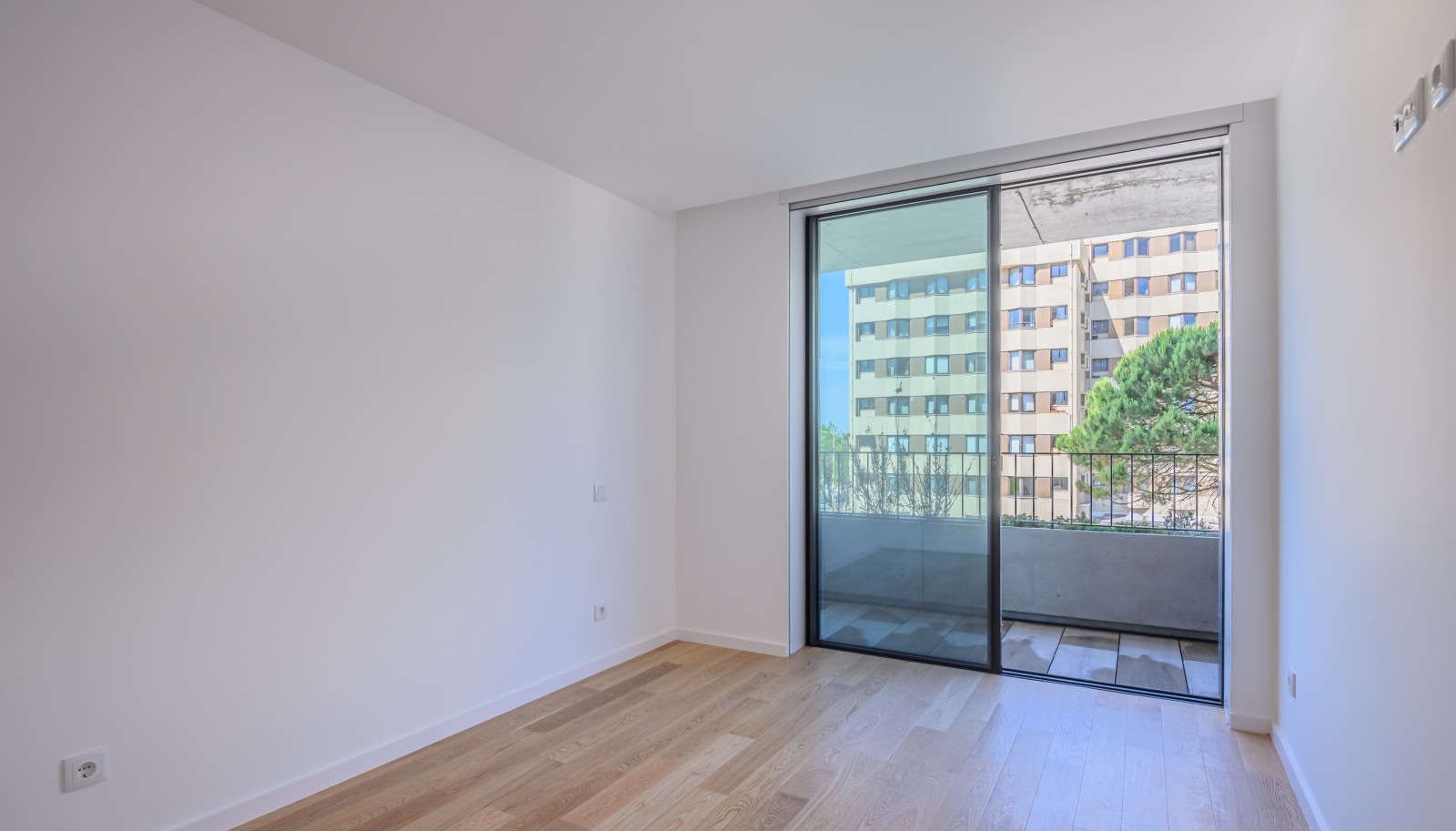 Apartamento novo T3 com varanda, para arrendar, em Matosinhos Sul, Porto, Portugal_227284