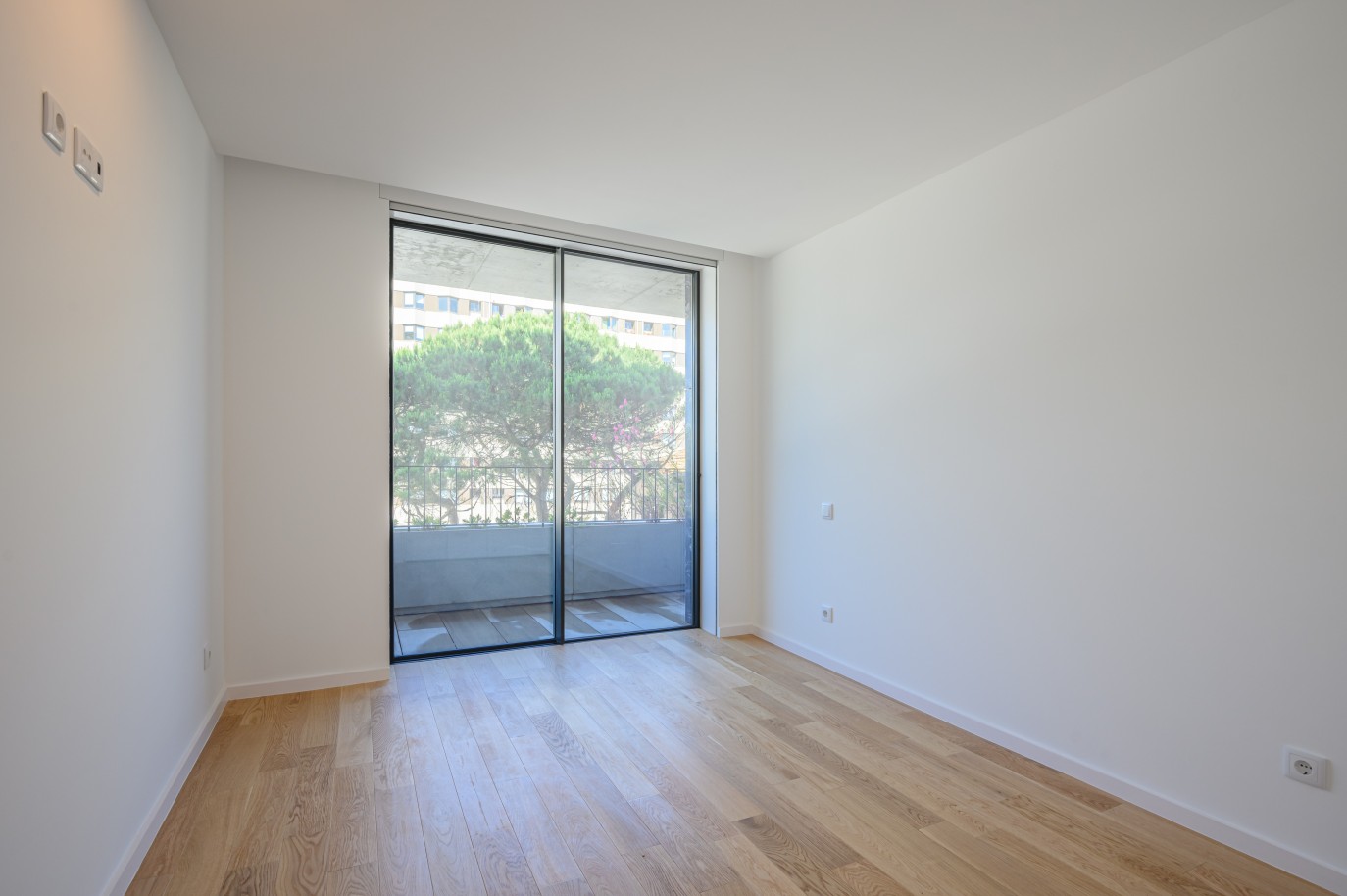 Apartamento novo T3 com varanda, para arrendar, em Matosinhos Sul, Porto, Portugal_227285