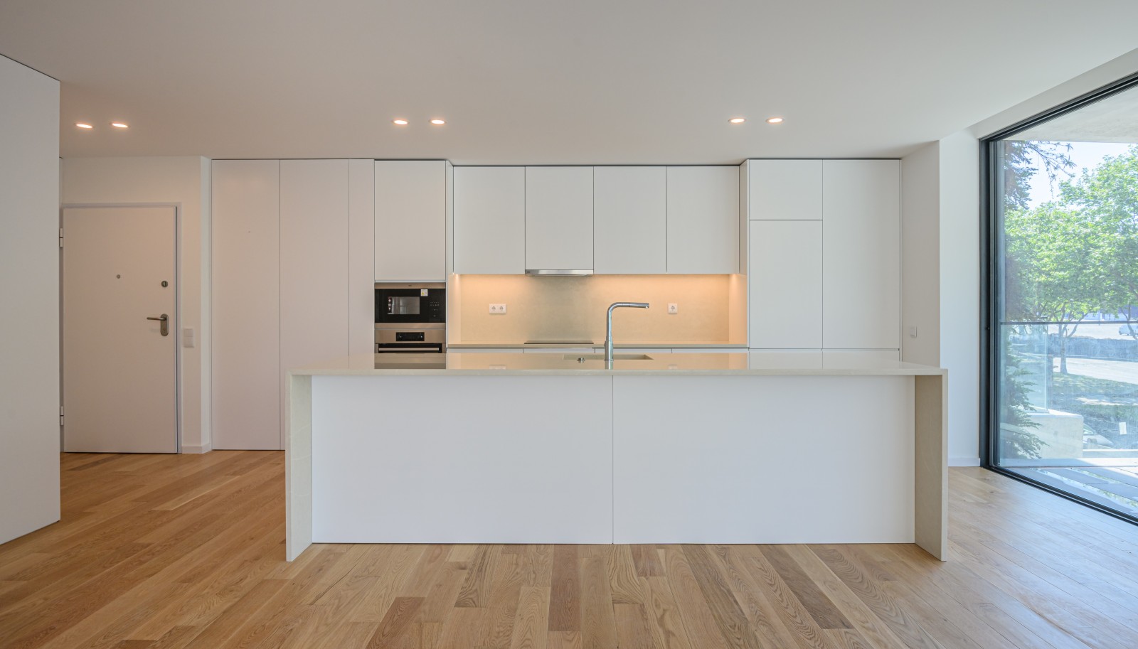 Apartamento novo T3 com varanda, para arrendar, em Matosinhos Sul, Porto, Portugal_227288