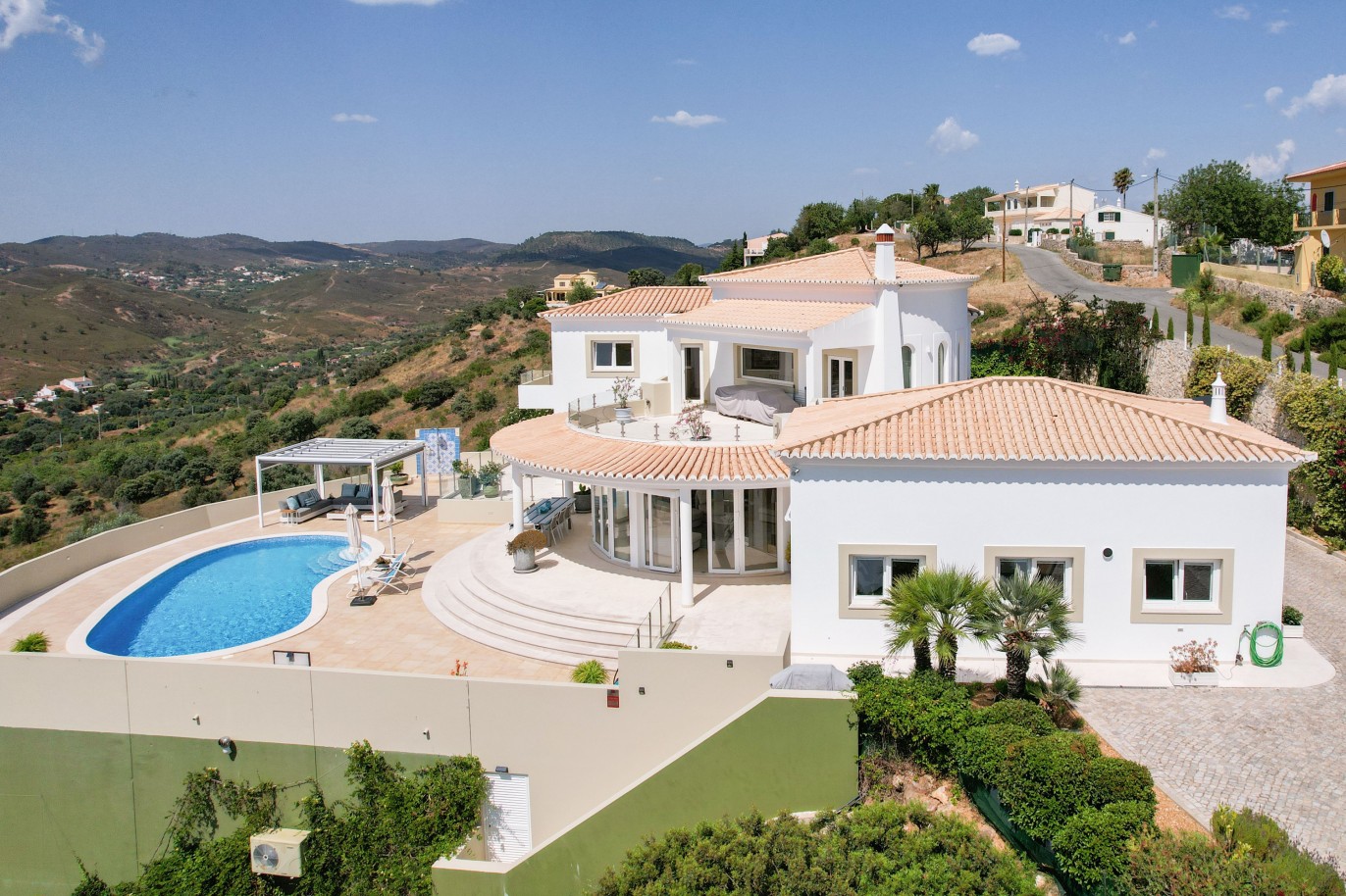 4-Schlafzimmer-Luxus-Villa mit Pool zu verkaufen in Silves, Algarve_227367