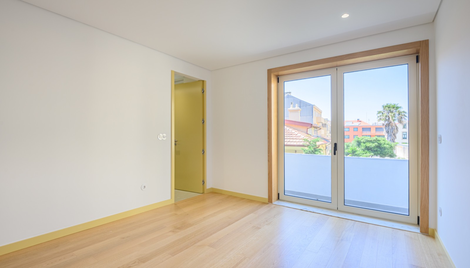 Piso de 3 habitaciones con balcón, en venta, en Foz do Douro, Porto, Portugal_227382