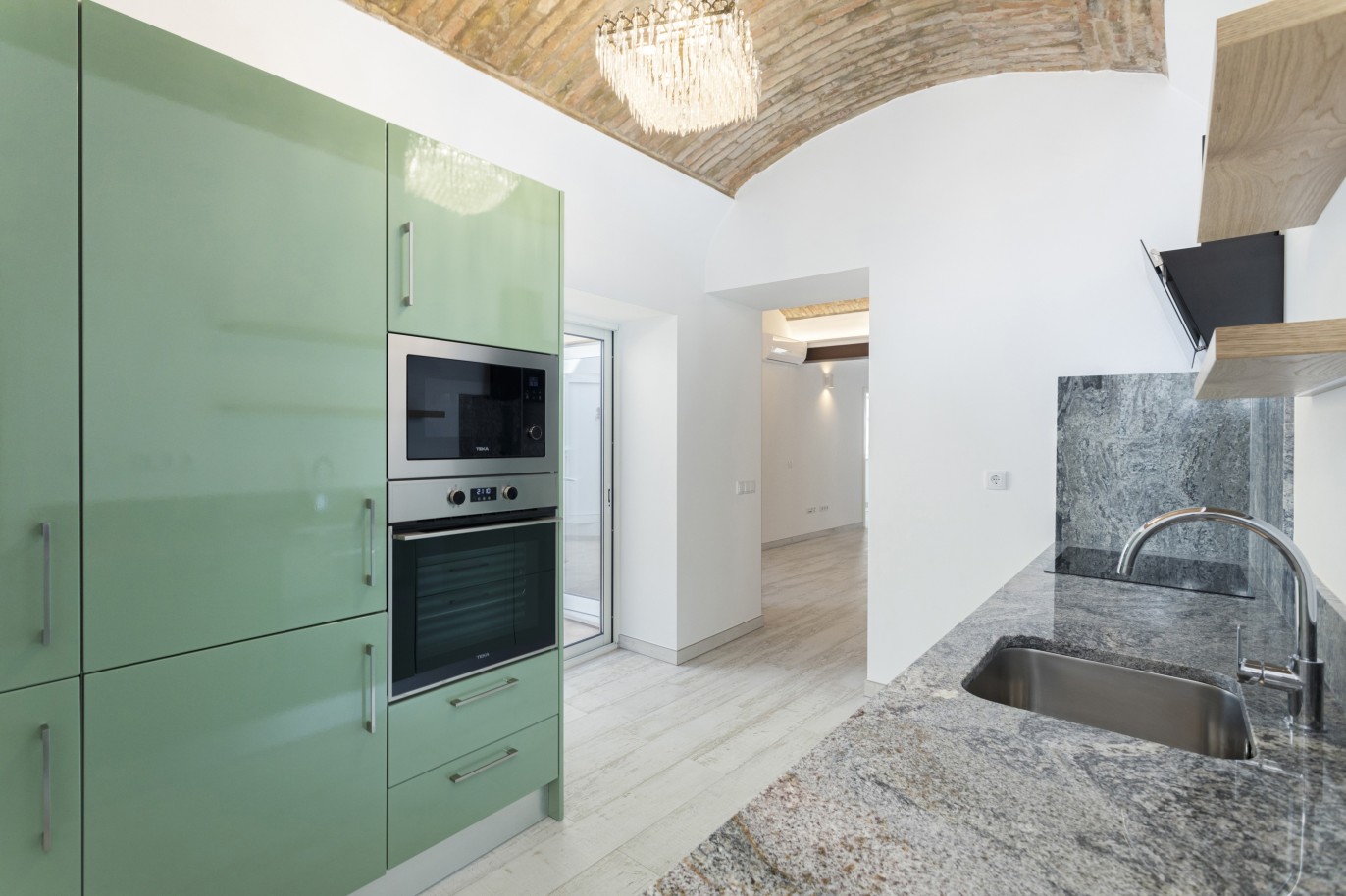 Villa rénovée de 3 chambres à coucher à vendre dans le centre d