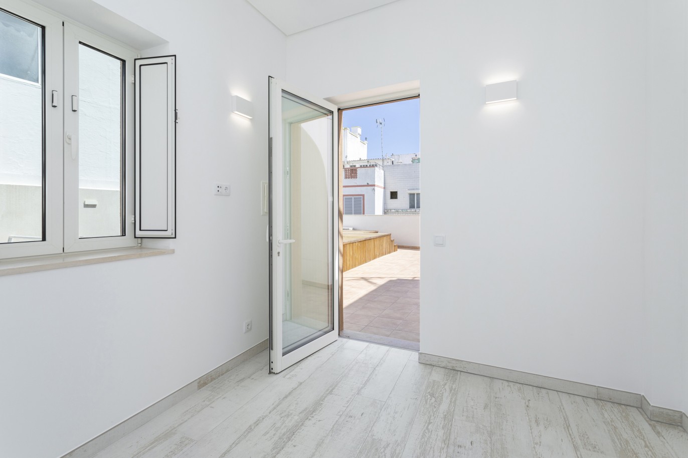 Villa rénovée de 3 chambres à coucher à vendre dans le centre d