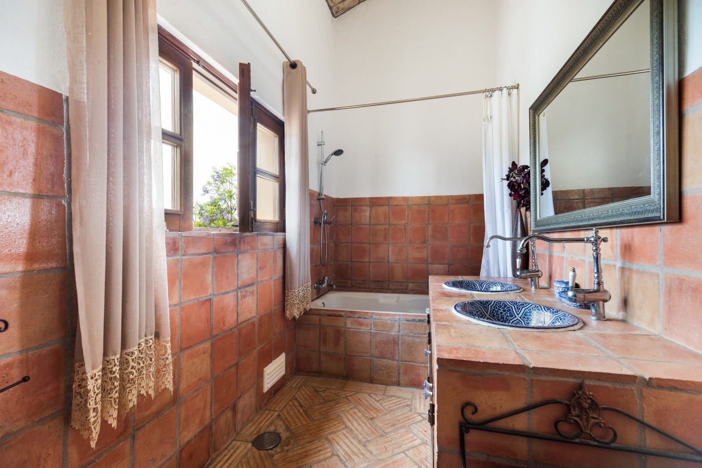3 Schlafzimmer Villa mit Schwimmbad, zu verkaufen, in Mexilhoeira Grande, Algarve_227514