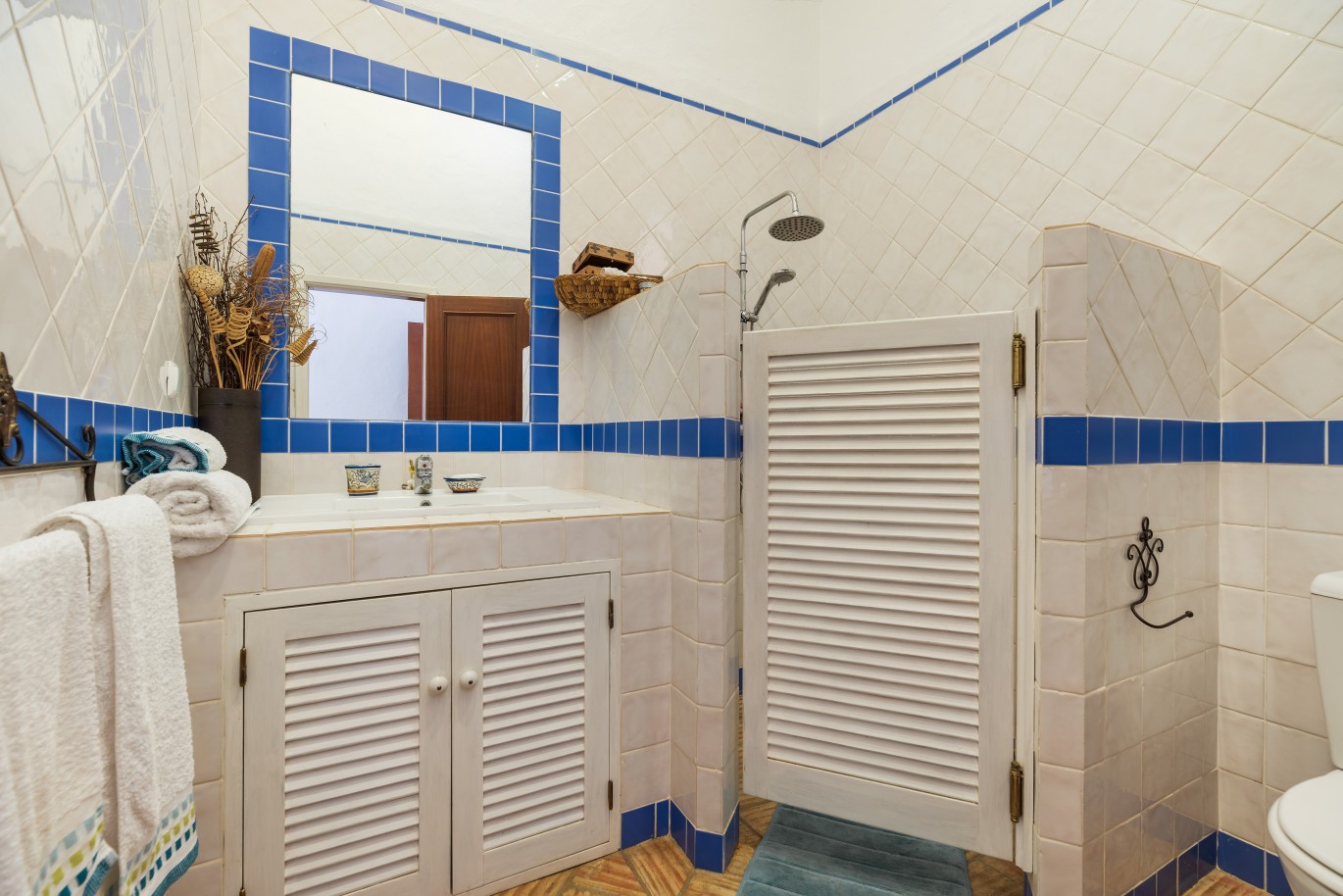 Villa, 3 chambres, piscine, à vendre à Mexilhoeira Grande, Algarve_227516