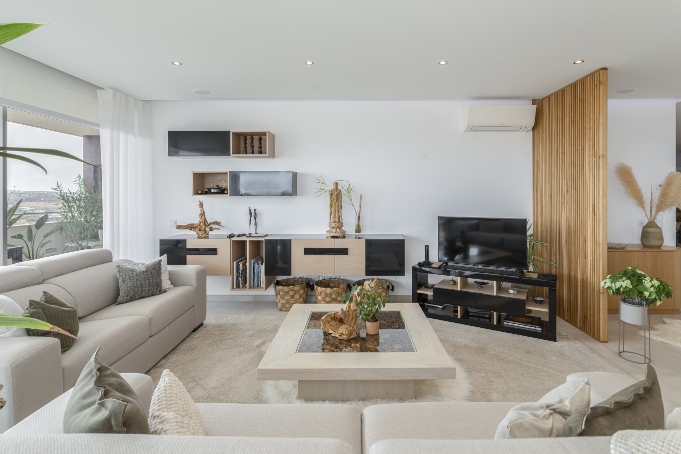 3 bedroom luxury apartment with sea view in Porto de Mós, Algarve_228158