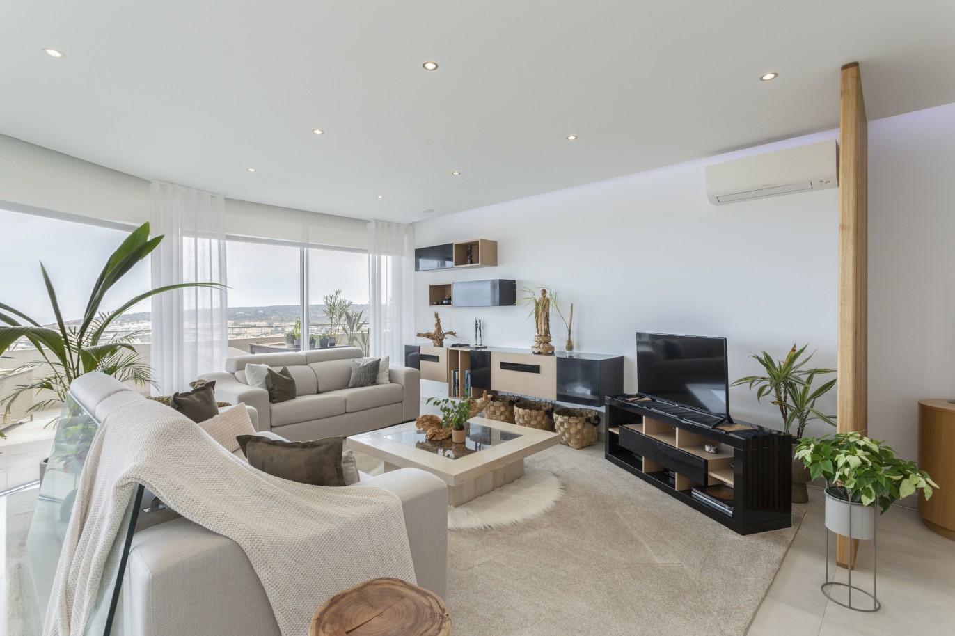 3 bedroom luxury apartment with sea view in Porto de Mós, Algarve_228160