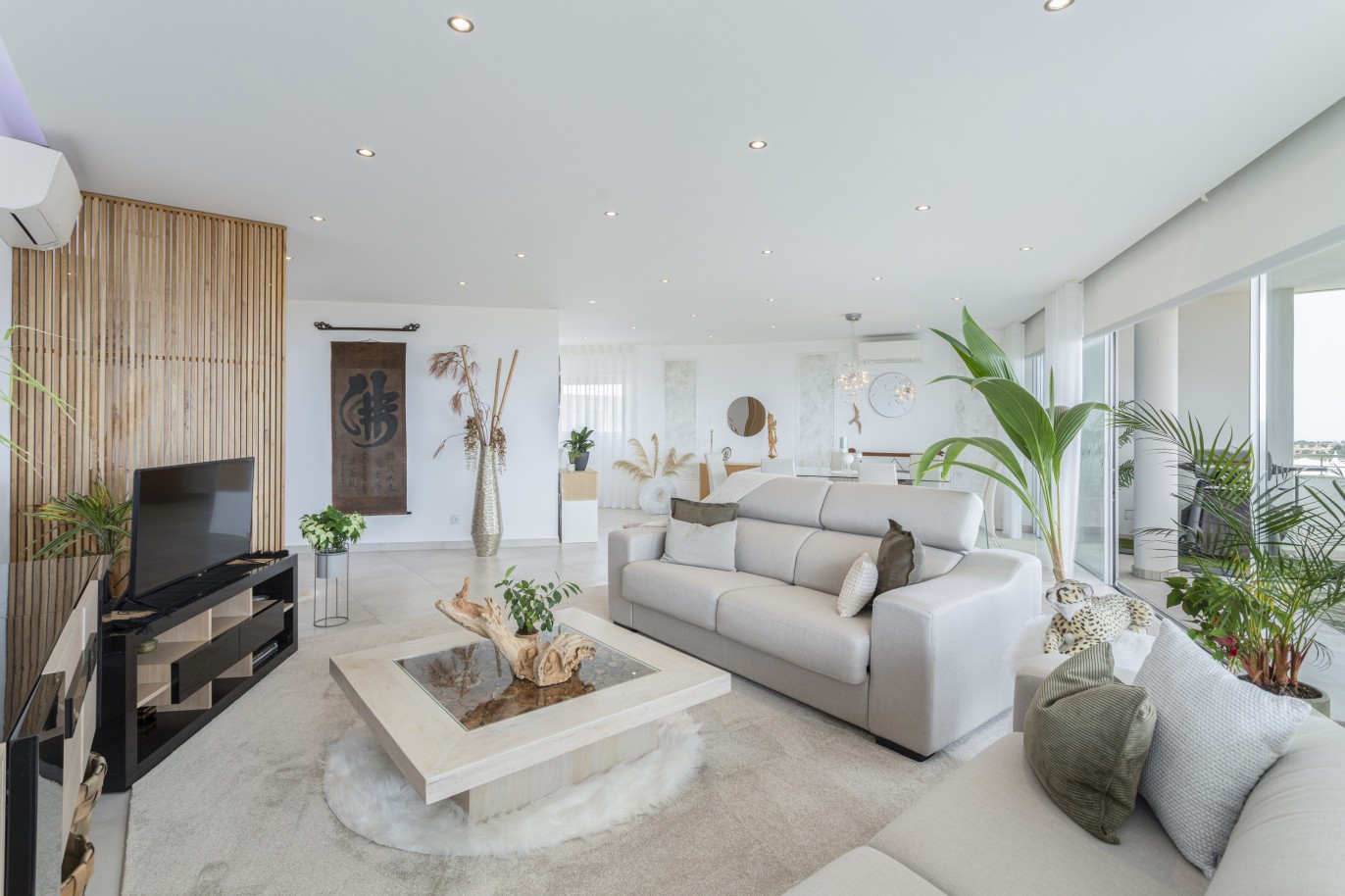 3 bedroom luxury apartment with sea view in Porto de Mós, Algarve_228161