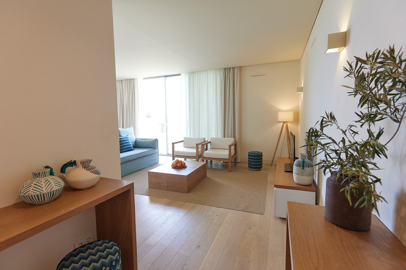 Apartamento T3 em resort, para venda em Porches, Algarve_228605