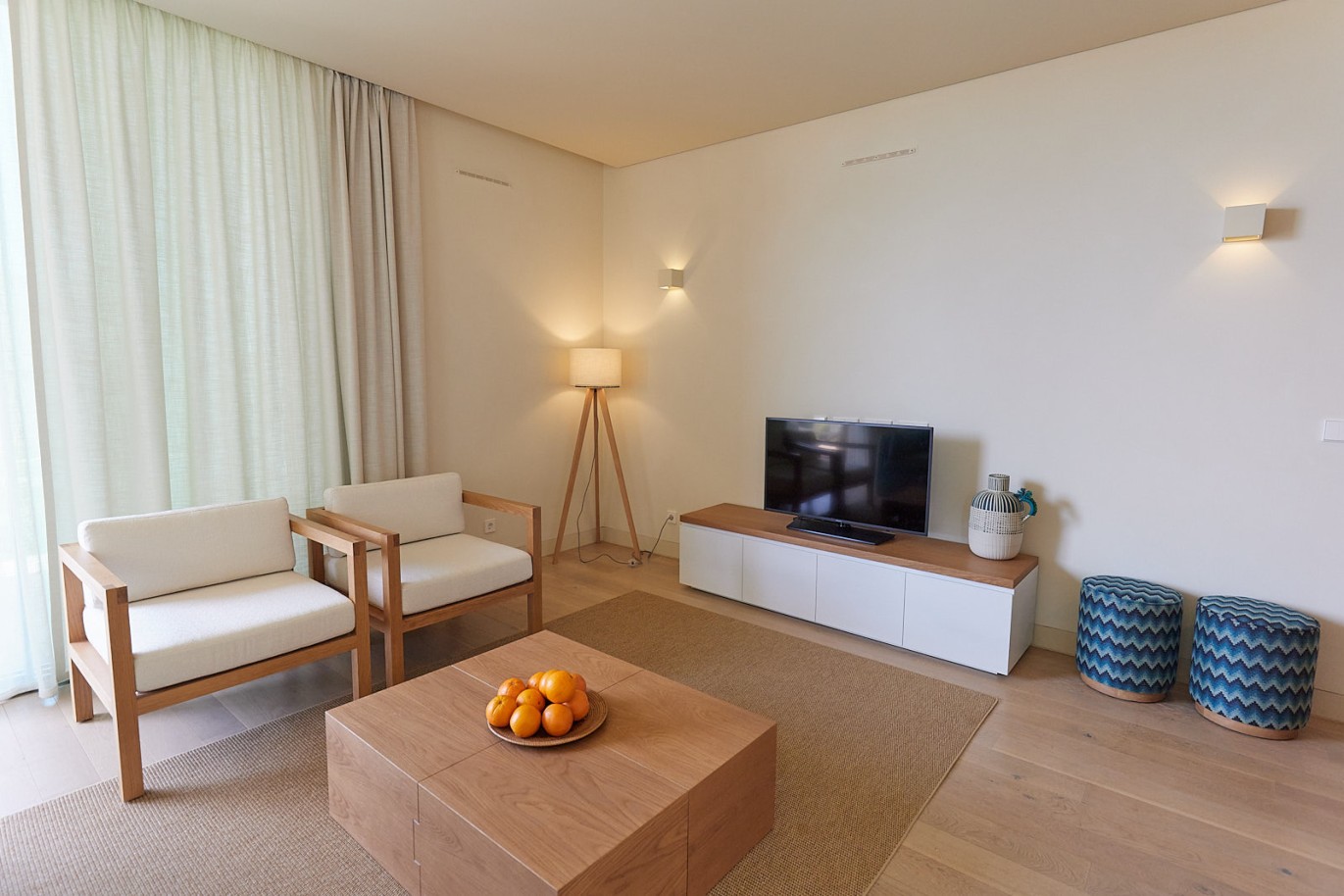 Piso de 3 dormitorios en complejo, en venta en Porches, Algarve_228607
