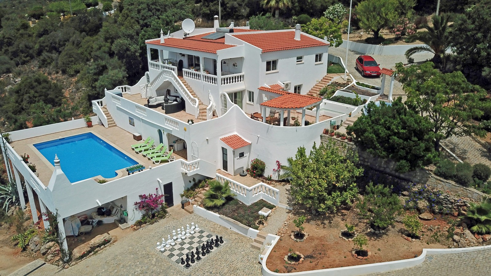 Villa de 5 dormitorios con piscina y vistas al mar, en venta en Estoi, Algarve_229443
