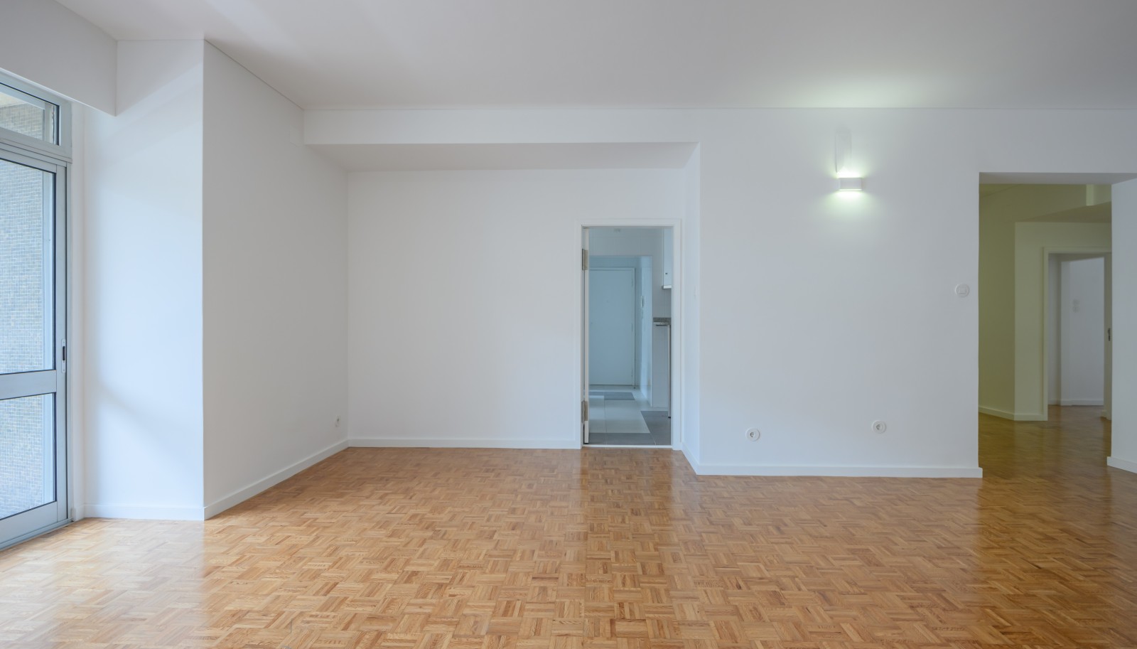 Appartement de 4 chambres à coucher avec balcon, à vendre, à Foco, Porto, Portugal_229822