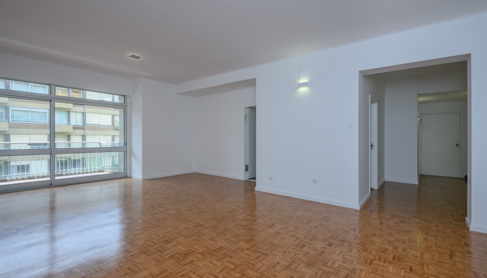 Appartement de 4 chambres à coucher avec balcon, à vendre, à Foco, Porto, Portugal_229823