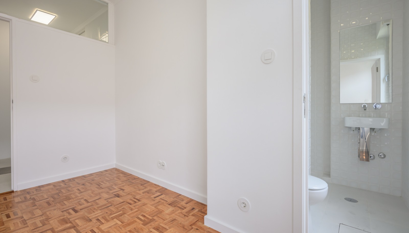 Appartement de 4 chambres à coucher avec balcon, à vendre, à Foco, Porto, Portugal_229834