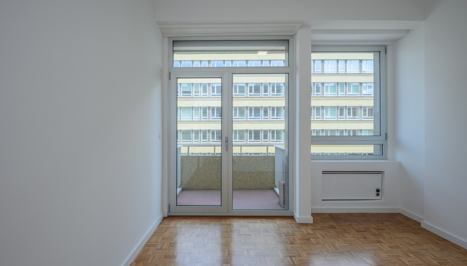 Appartement de 4 chambres à coucher avec balcon, à vendre, à Foco, Porto, Portugal_229835