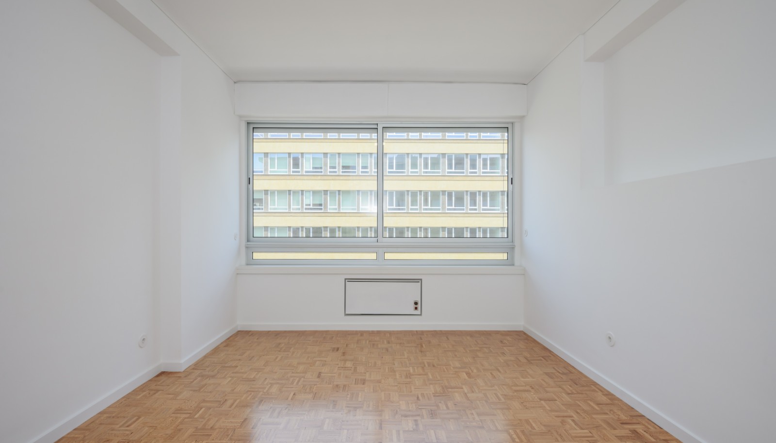 Appartement de 4 chambres à coucher avec balcon, à vendre, à Foco, Porto, Portugal_229839