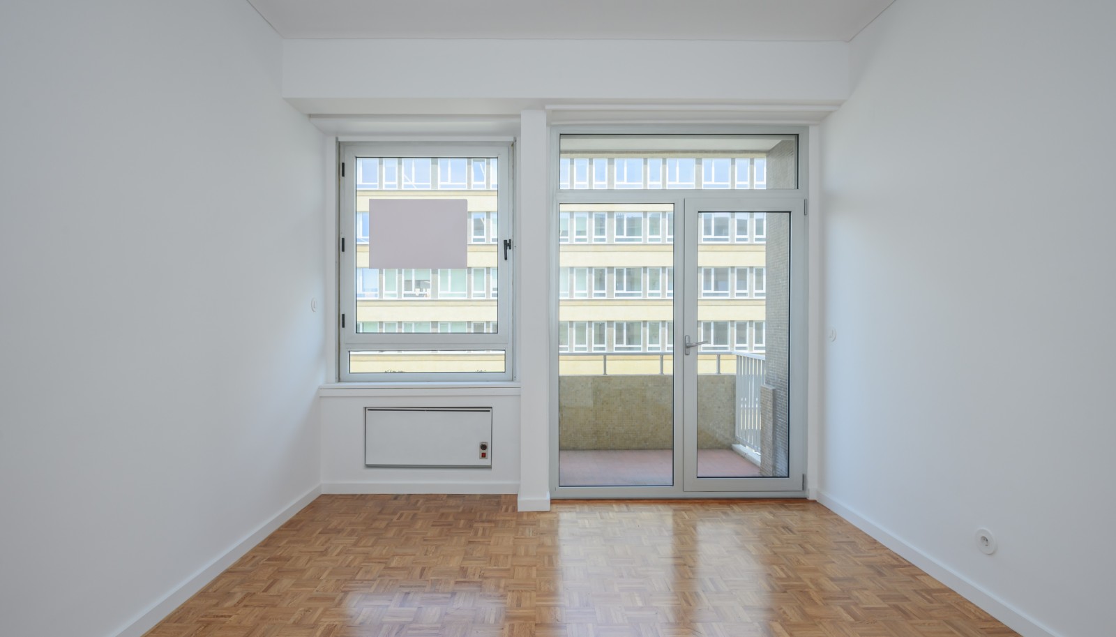 Appartement de 4 chambres à coucher avec balcon, à vendre, à Foco, Porto, Portugal_229845