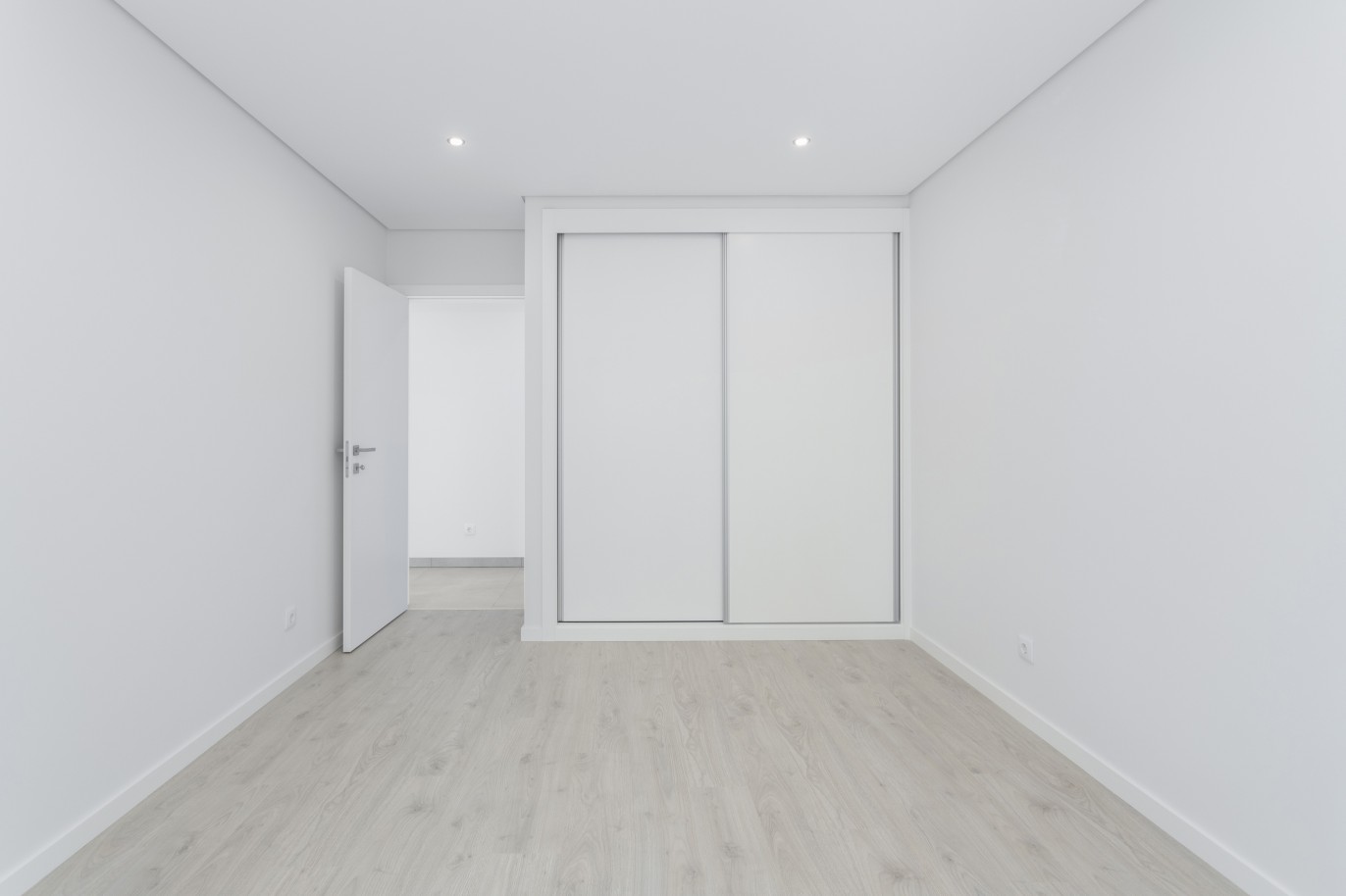 Neue 3-Zimmer-Wohnung zu verkaufen in Tavira, Algarve_229865