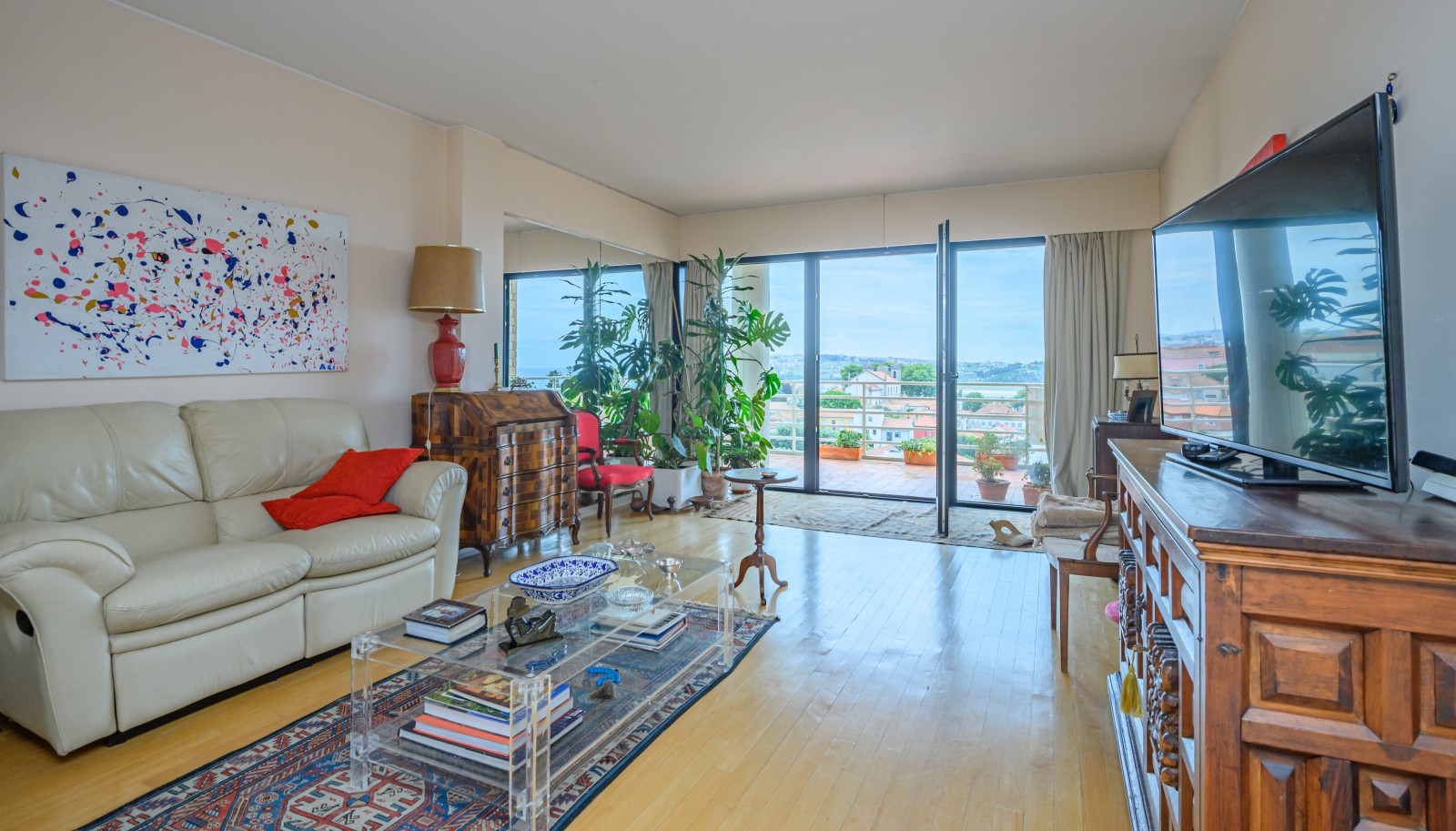 4+1 bedroom apartment with balcony, for sale, in Foz Velha, Porto, Portugal_230226