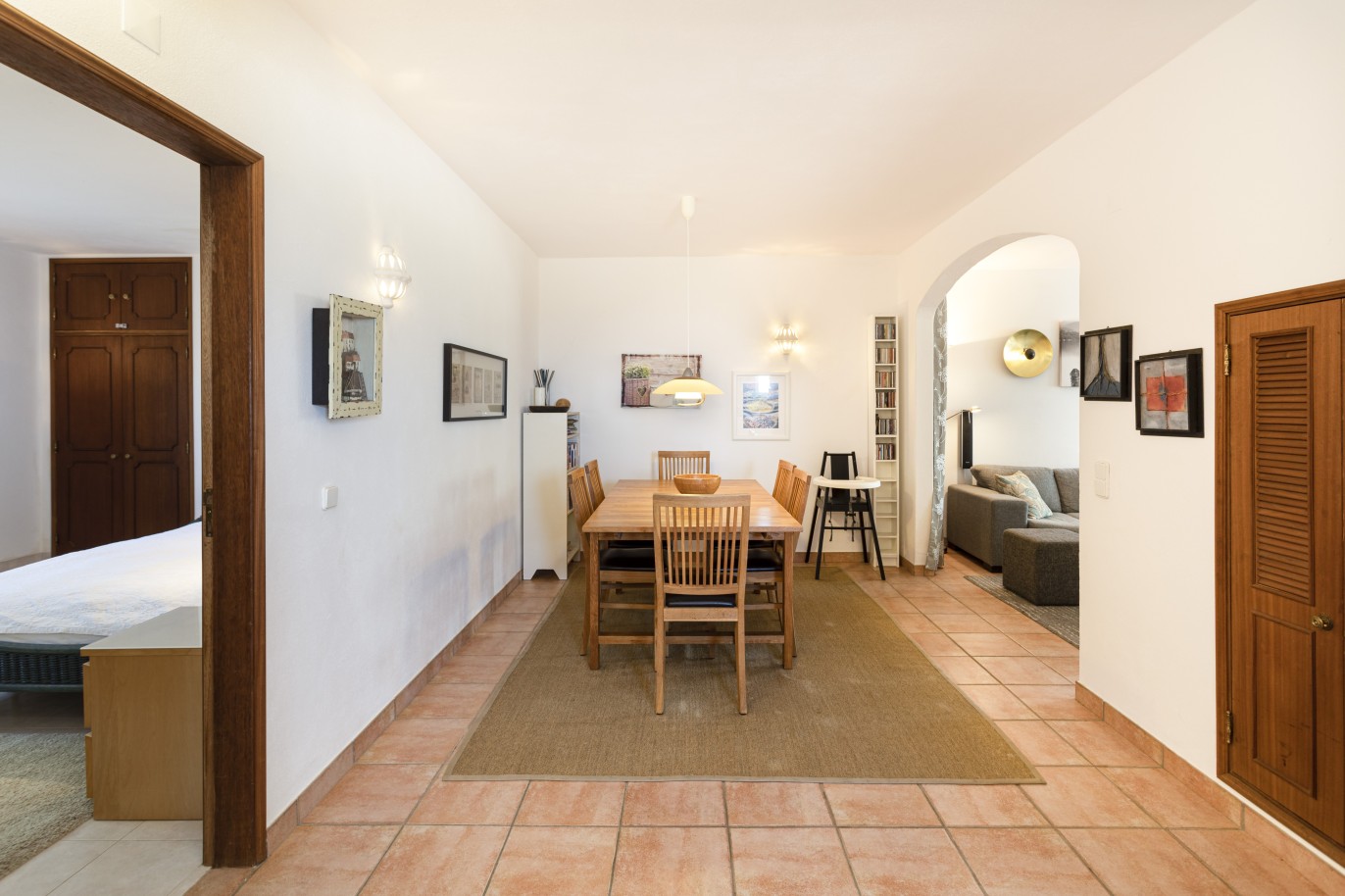Villa de 5 dormitorios con piscina y vistas al mar, en venta en Estoi, Algarve_230482
