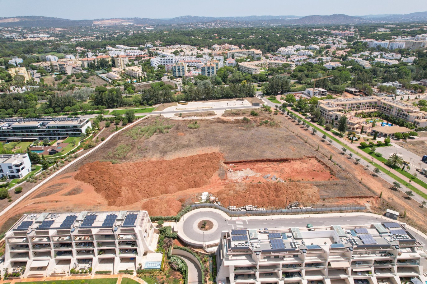 Large plot of land for construction, for sale in Vilamoura, Algarve_230607