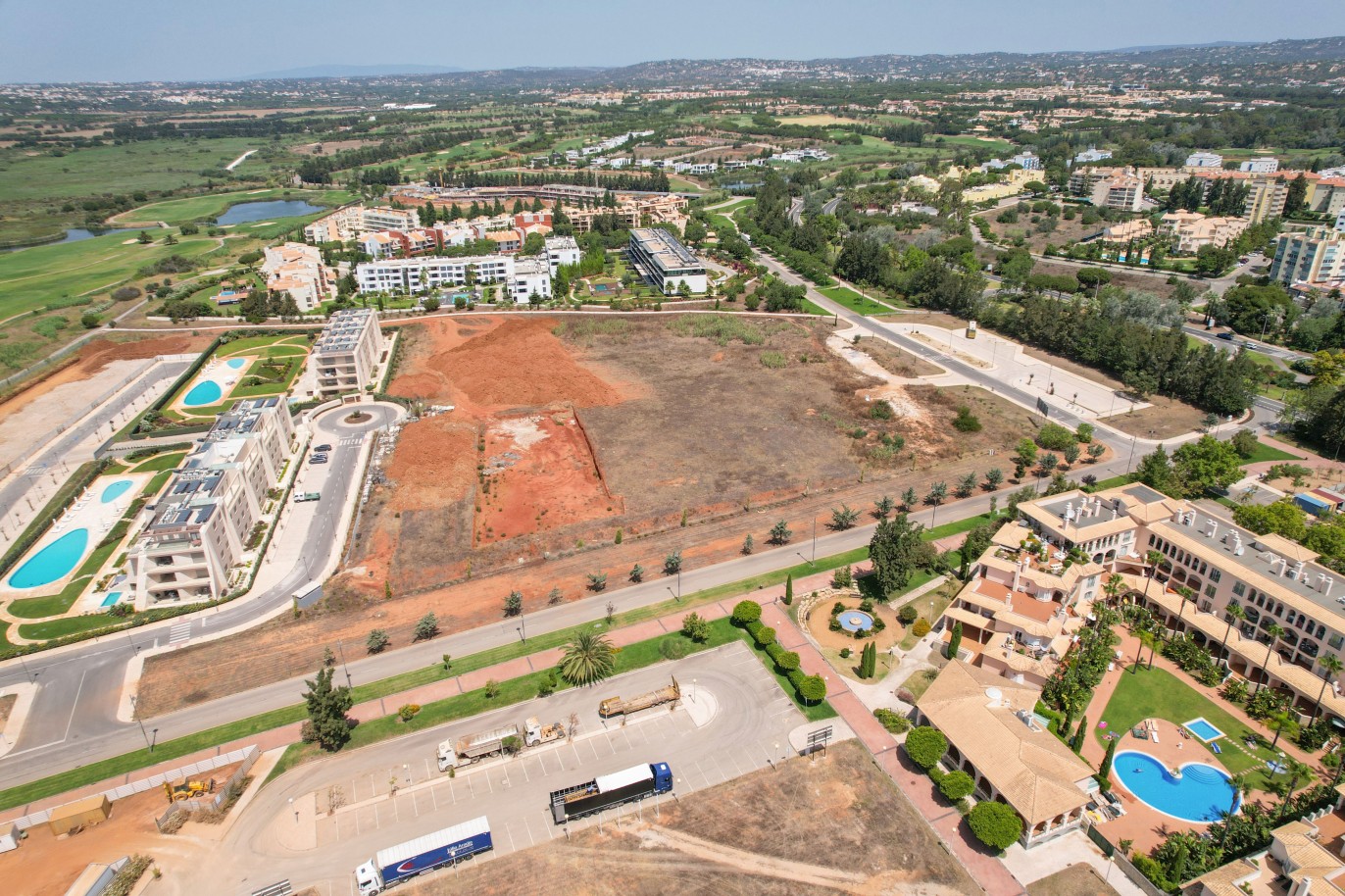 Large plot of land for construction, for sale in Vilamoura, Algarve_230612