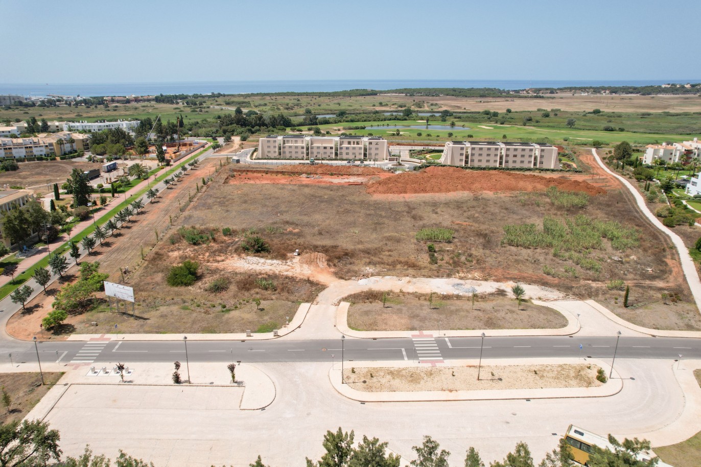 Building land, close to the beach, for sale in Vilamoura, Algarve_230701