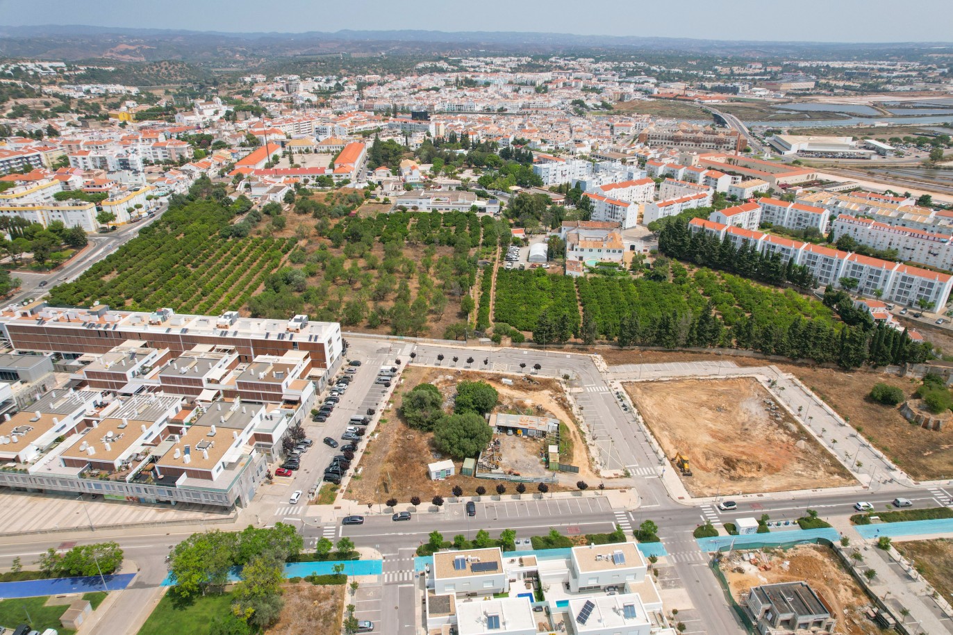 Terreno edificable, en venta en Tavira, Algarve_230946