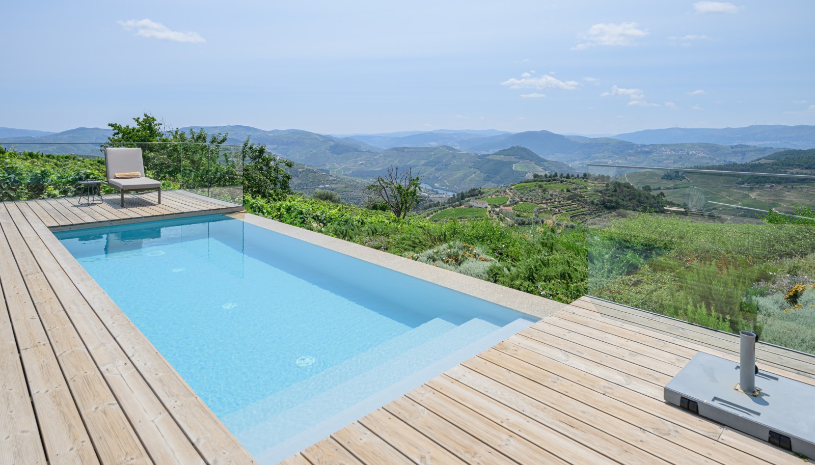 Grundstück mit Weinbergen und Schwimmbad, in Provesende, Weinregion Alto Douro, Portugal_231295