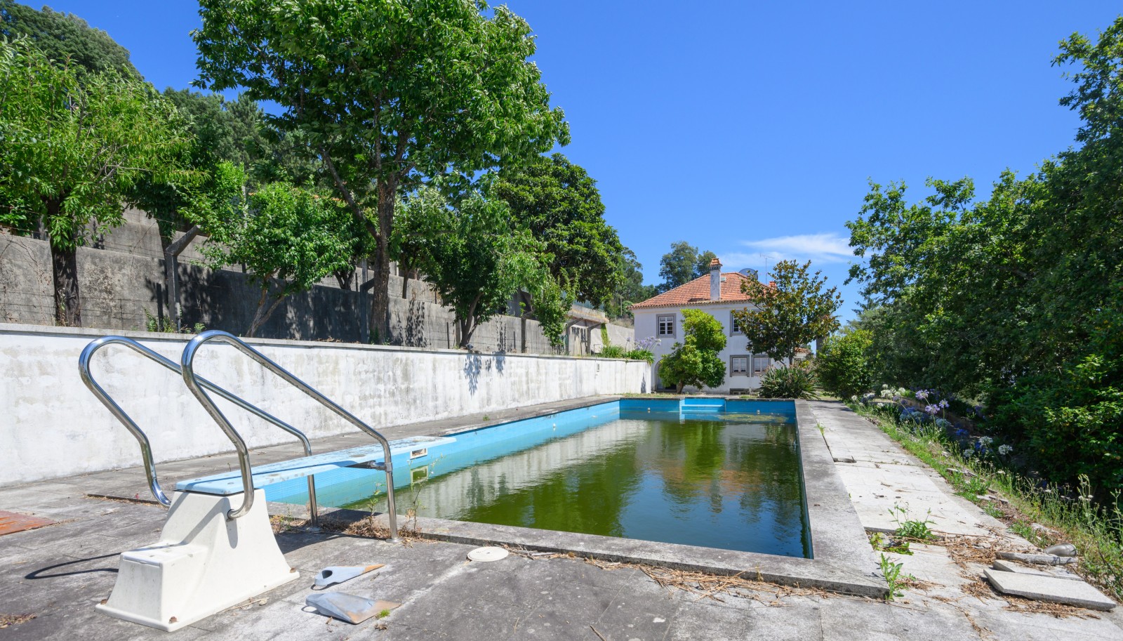 Property with gardens and pool, for sale, in Barcelos, North of Portugal_231525