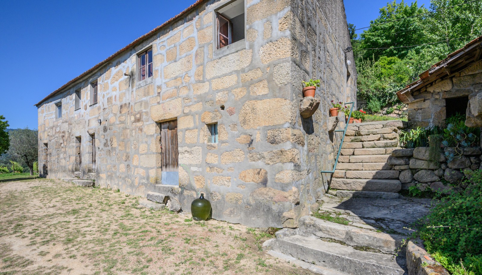 Farm for sale, next to the River Douro, in Marco de Canaveses, Portugal_231579