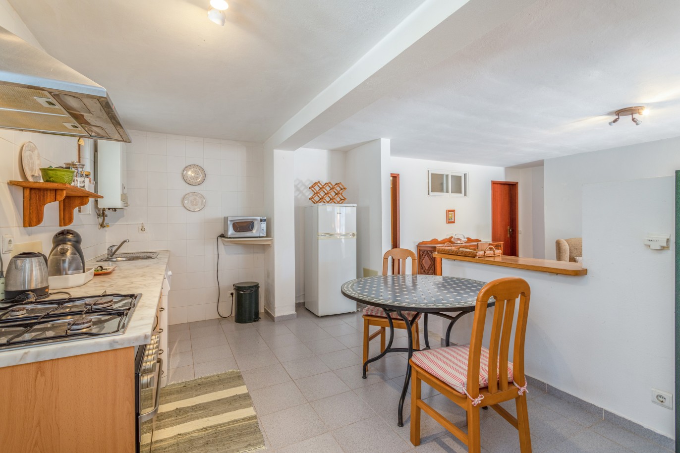Villa de 5 chambres, à vendre à Portimão, Algarve_231631