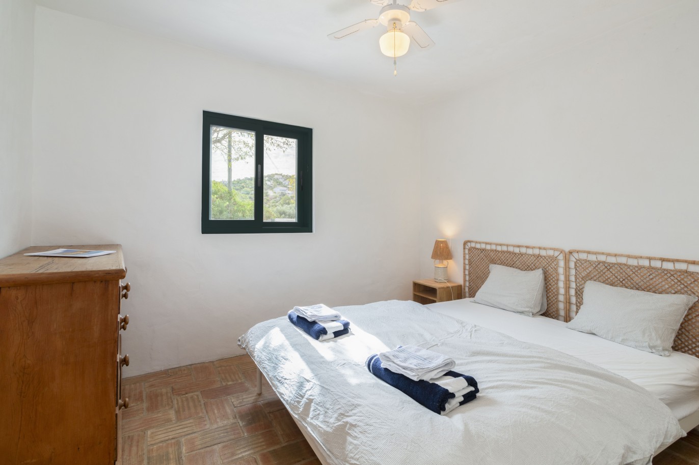 Villa de 3 dormitorios con piscina y vistas al mar, en venta en Loulé, Algarve_231655